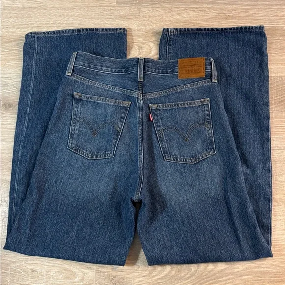 Levi premium ribcage wide leg jeans size 28 full length - Picture 4 of 6